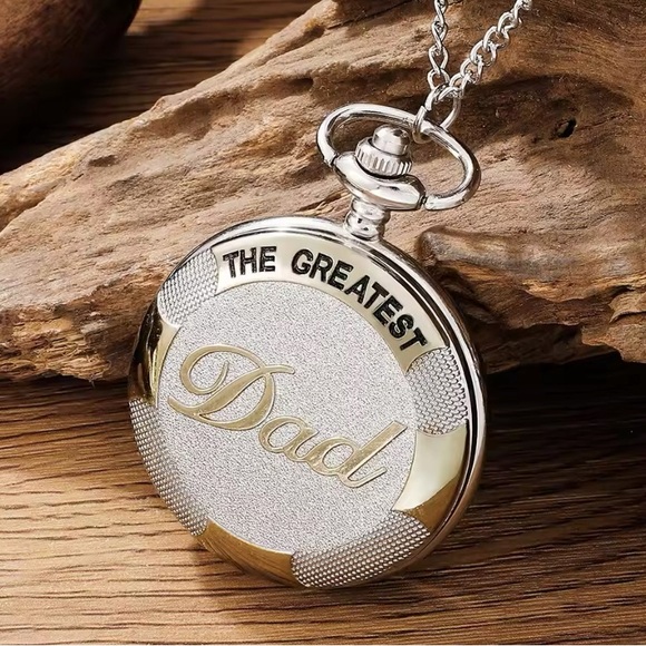 The Greatest Dad Quartz Watch - Picture 5 of 6